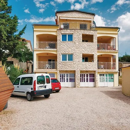 Mandre 4092d Apartment Pag Town